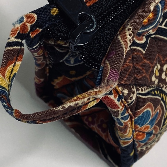 $5 when Bundled with 2 other items. 
Lot of 2 -Vera Bradley Kensington Pattern - Picture 4 of 14